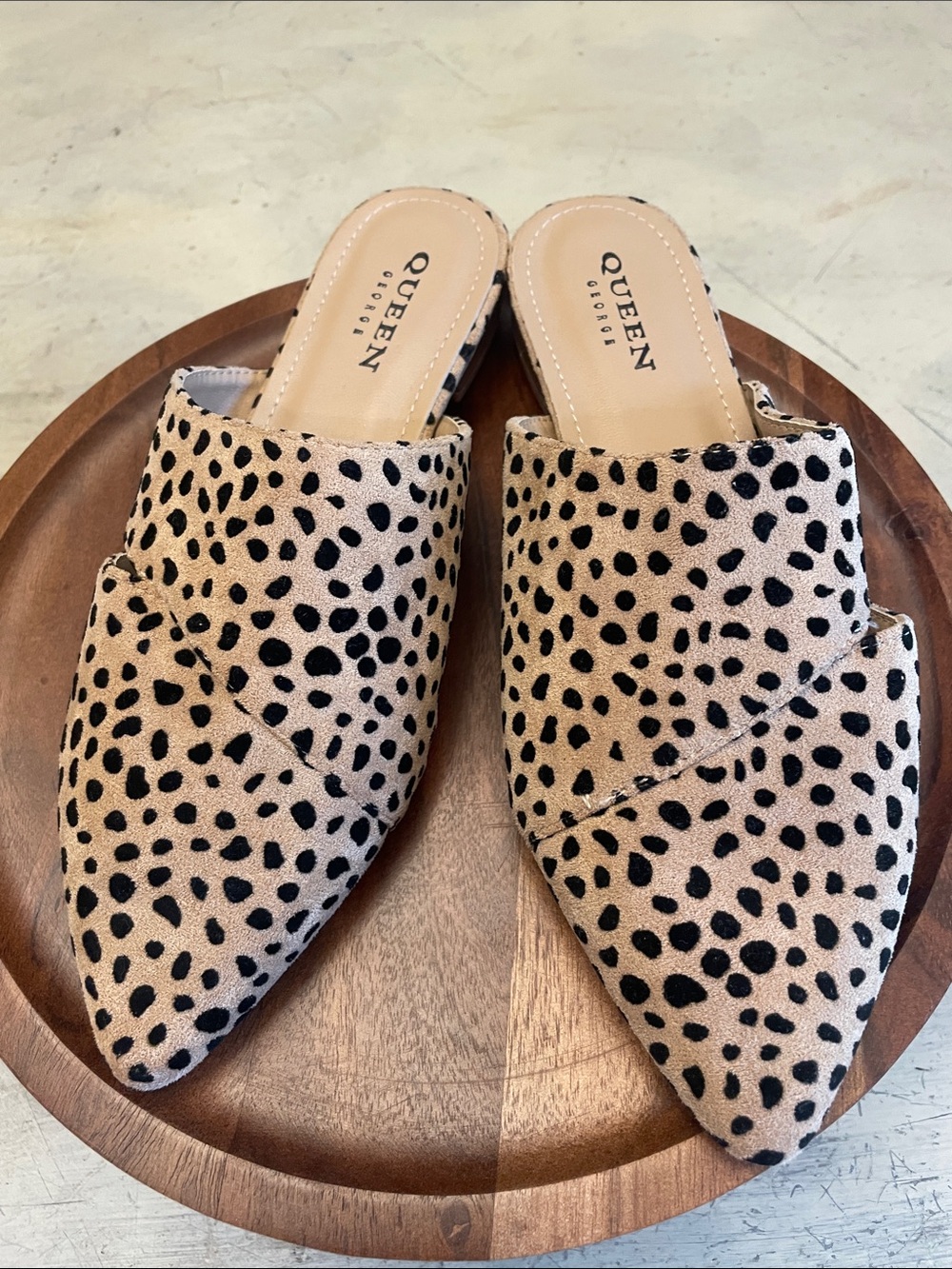 Queen George Leopard-Print Mules in Beige and Black